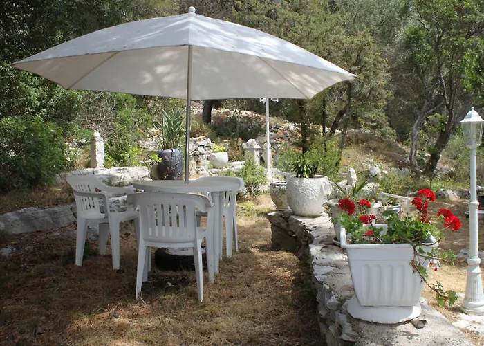 Double 7953a Guest house